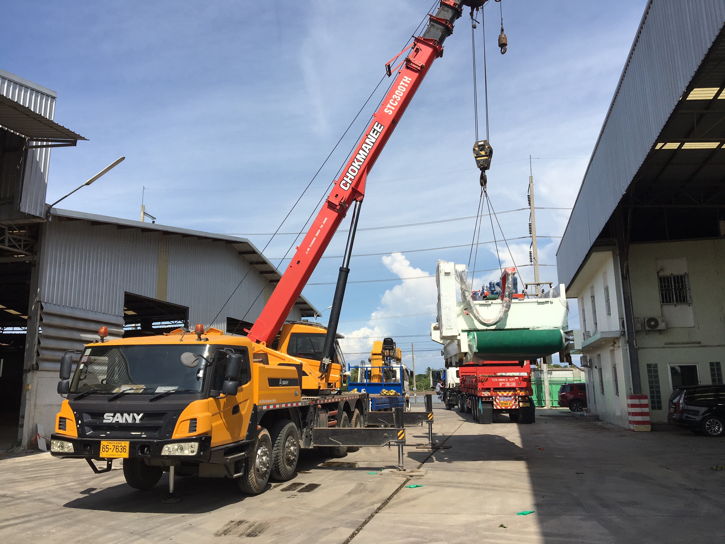 ให้เช่าเครน 10ตัน 20ตัน 25ตัน 50ตัน ทั่วกรุงเทพฯปริมณฑล โทร.080-9056410